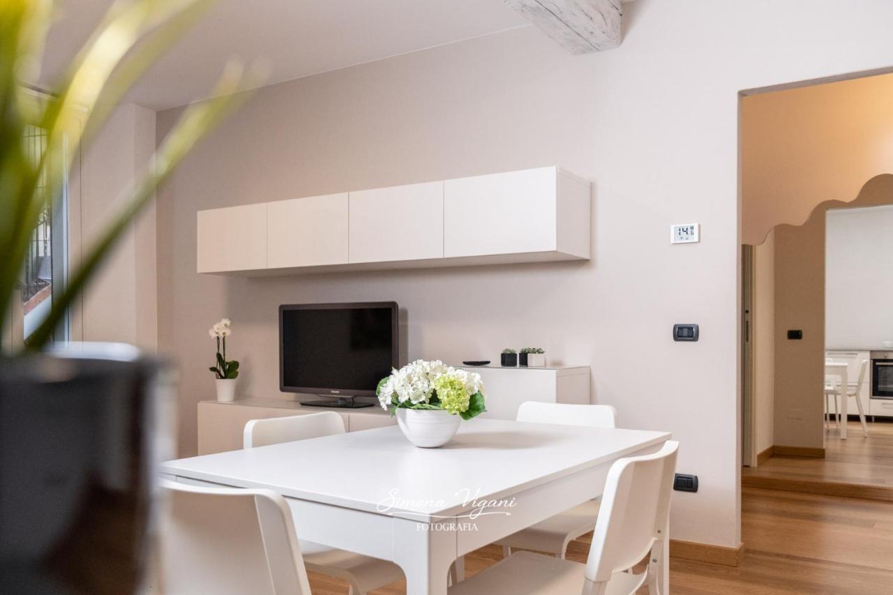 Feel At Home - Nel Cuore Di Lovere Bagian luar foto