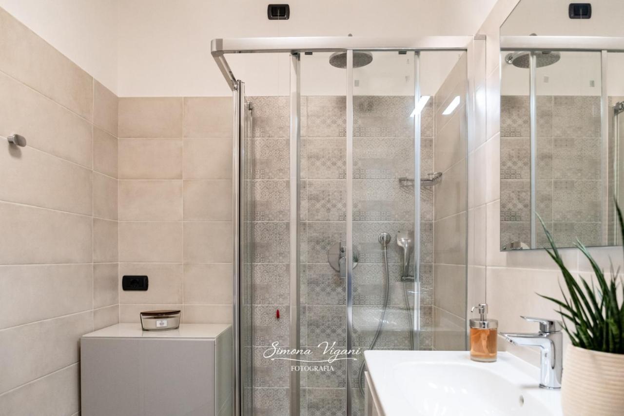 Feel At Home - Nel Cuore Di Lovere Bagian luar foto