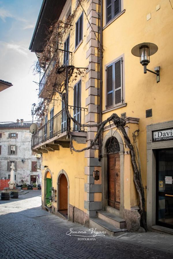 Feel At Home - Nel Cuore Di Lovere Bagian luar foto