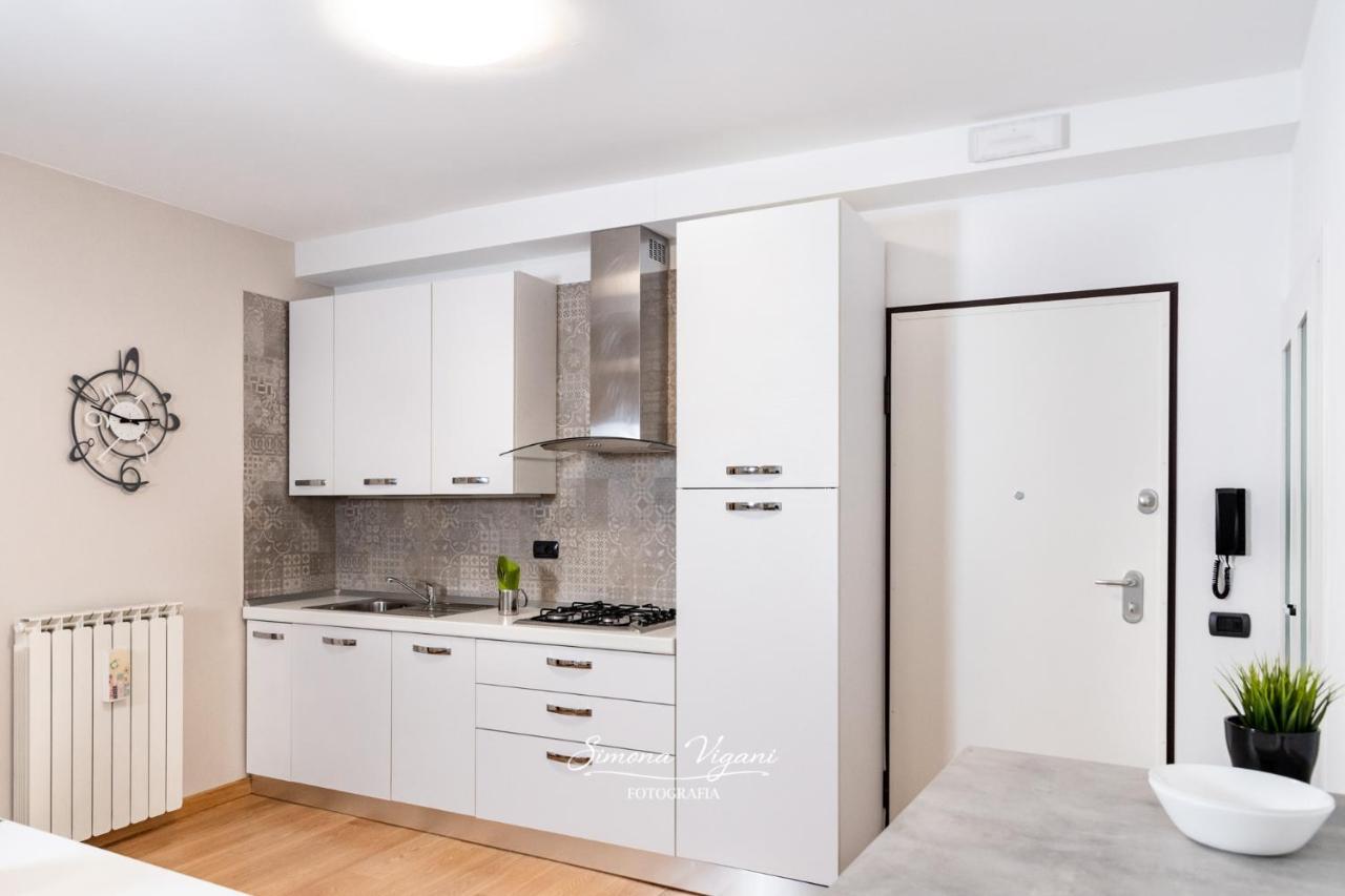 Feel At Home - Nel Cuore Di Lovere Bagian luar foto
